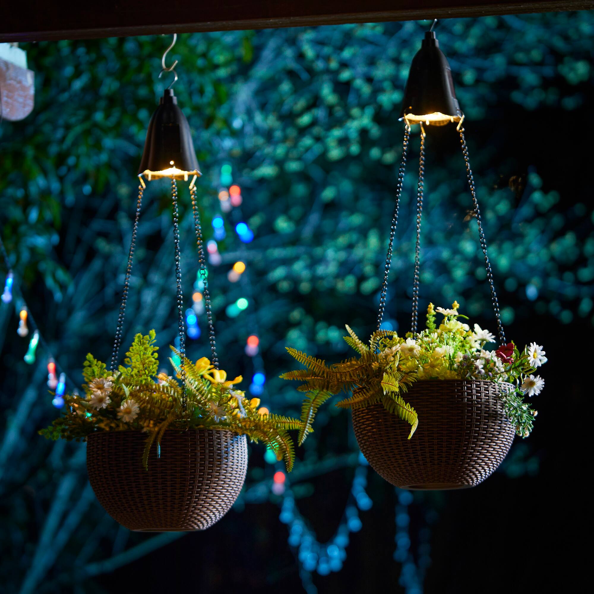 Glitzhome® 30" Solar Lighted Hanging Plastic Basket Planters